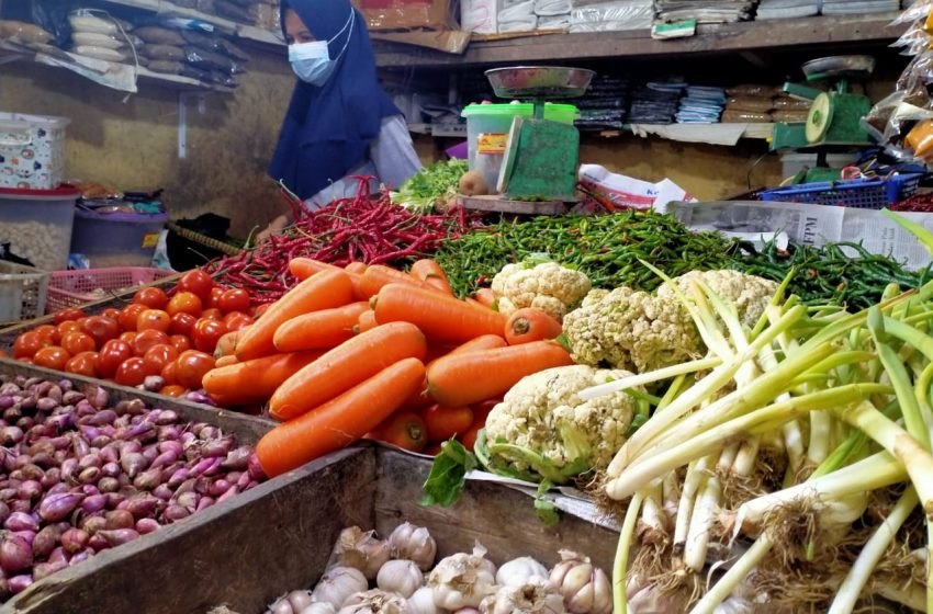  Sejumlah Bahan Pokok Makanan Di Lingga Alami Kenaikan