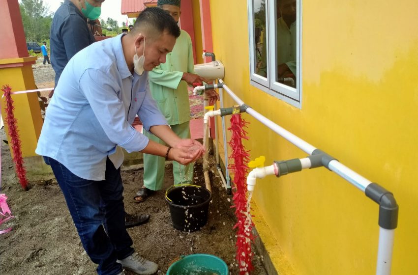  Warga Marok Kecil Akhirnya Dapat Nikmati Air Bersih