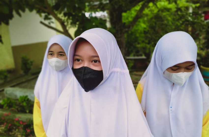  Siswa dan Guru Di Lingga Sambut Rencanan Belajar Tatap Muka 100 Persen Dengan Gembira