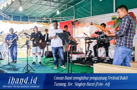 Cawan Band Ikut Meriahkan Festival Bukit Tumang