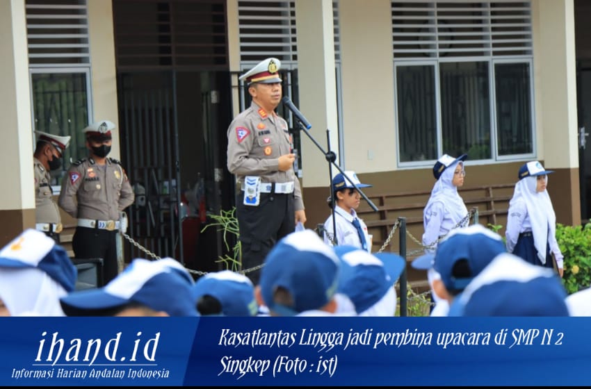  Jadi Pembina Upacara di SMP N 2 Singkep, Kasat Lantas Lingga Sampaikan Hal ini