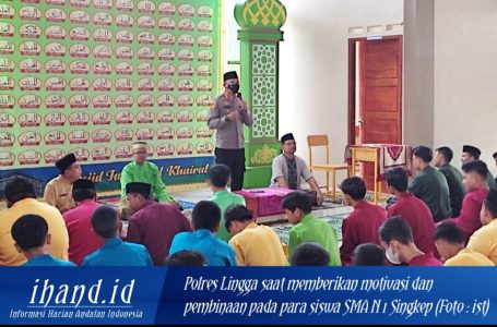 Kapolres Lingga Beri Motivasi dan Pembinaan ke Siswa SMAN 1 Singkep