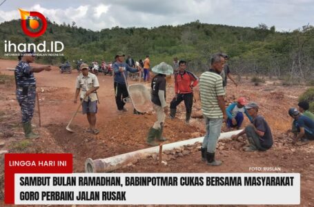 Sambut Bulan Ramadhan, Babinpotmar Cukas Bersama Masyarakat Goro Perbaiki Jalan Rusak