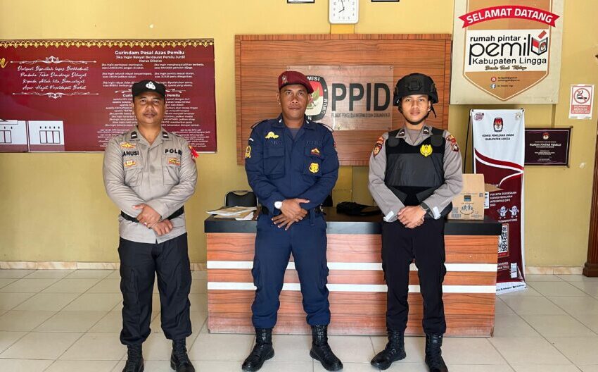  Polres Lingga Laksanakan Pengamanan di KPU, Bawaslu, dan Gudang Logistik