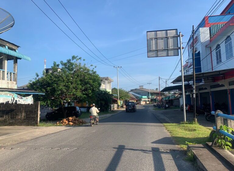  Dinas PUTR Lingga Rencanakan Pelebaran Jalan di Kelurahan Dabo Lama Dalam Waktu Dekat