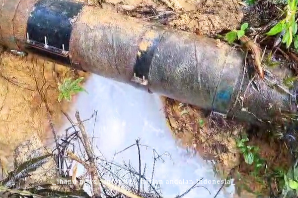  Pipa Transmisi Waduk Gemuruh Pecah, Pasokan Air Warga Terganggu