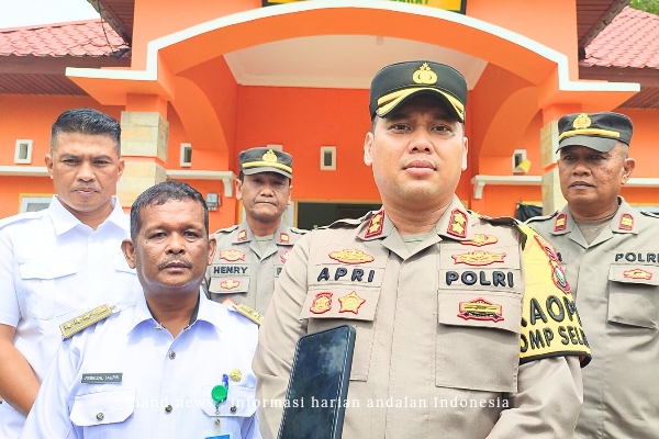  Kapolres Lingga Gelar Silaturahmi Bersama Masyarakat Singkep Barat, Tekankan Pentingnya Menjaga Kamtibmas Jelang Pilkada 2024