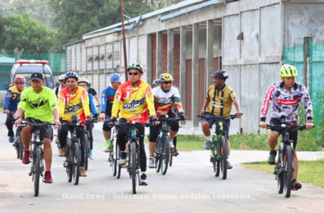 Jaga Kebugaran Tubuh: Kapolres Lingga Gelar Gowes Santai Bersama Masyarakat Dabo Singkep