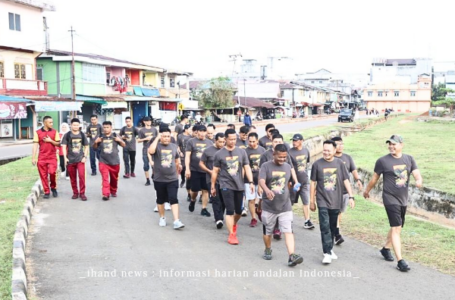 Jaga Tubuh Tetap Bugar: Kapolres Lingga Ajak Masyarakat Ikuti Jalan Santai Minggu Pagi