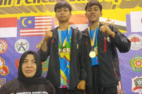 SMA Negeri 1 Singkep Dukung Penuh Prestasi Para Siswa, Cavin dan Tian Raih Medali Emas di 2ND Batam Pencak Silat Open Championship 2024