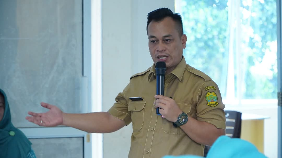 Bupati Nizar Hadiri Sosialisasi Peningkatan UMKM PKK Desa Baran: Dorong Pengembangan Produk Lokal | f. Diskominfo Lingga