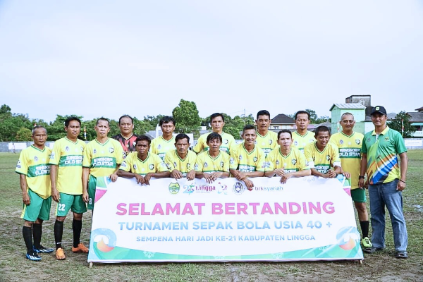 Turnamen Sepak Bola U-40 Pemkab. Lingga Resmi di Gelar: 22 Tim Adu Strategi | fotografer: Diskominfo Lingga