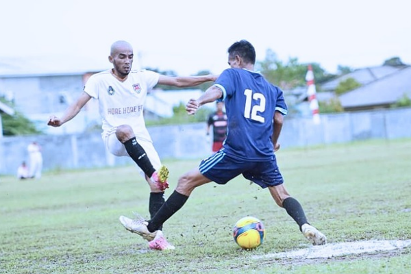 Turnamen Sepak Bola U-40 Pemkab. Lingga Resmi di Gelar: 22 Tim Adu Strategi | fotografer: Diskominfo Lingga