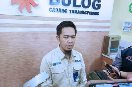 Bulog Tanjungpinang Mulai Salurkan 79 Ton Beras Untuk Masyarakat