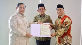Ansar - Nyanyang saat mendapatkan rekomendasi dari ketua umum Pimpinan partai Gerindra, Presiden RI Prabowo Subianto | f. Ist