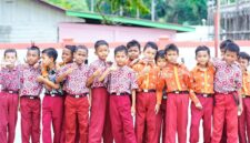 Para murid Sekolah Dasar di Kecamatan Temiang Pesisir, Kab. Lingga | f. Diskominfo Lingga