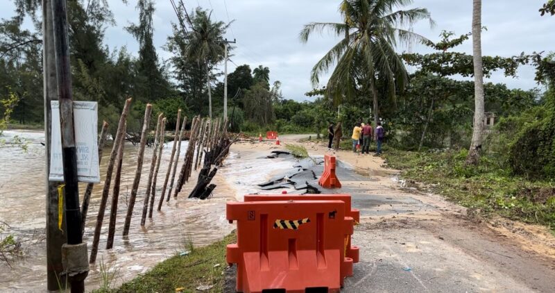 Kian Parah: Jalan Penghubung Desa Batu Berdaun dan Kebun Nyiur di Lingga Nyaris Putus Akibat Abrasi | f. Wandy