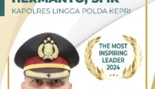 Kapolres Lingga Raih Penghargaan Internasional Maharaja Kutai Mulawarman Sebagai Pemimpin Inspiratif 2024