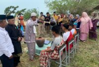 SMA Negeri 1 Singkep Pesisir Kenalkan Tradisi Mandi Safar Melalui Program P5 | f. Ist