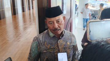 17 Timsus Gubernur Kepri Digaji 10 Juta Perbulan | f. Cahyo