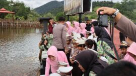 Bhayangkari Cabang Lingga Ajak Murid TK Kemala Bhayangkari Kenali Ketahanan Pangan dan Lingkungan Polres | f. Humas Polres Lingga