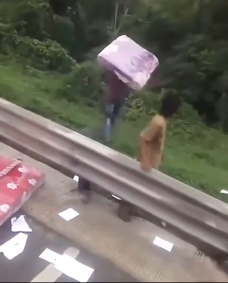 Kecelakaan Beruntun di Tol Cipularang KM 91, Satu Luka Berat dan Aksi Penjarahan Terjadi | f. Ist