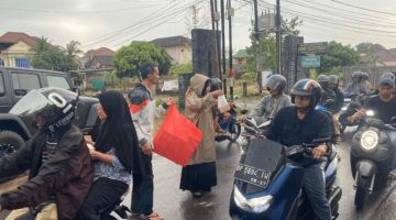 Jurnalis Sport Tanjungpinang Bagikan Paket Takjil Gratis di Bulan Ramadan | f. Cahyo