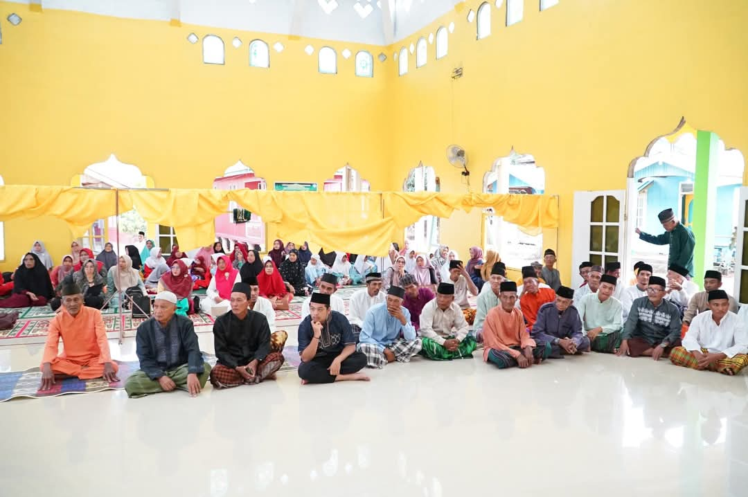 Pemkab Lingga Lanjutkan Safari Ramadhan 1446 H di Desa Mepar, Bahas Pembangunan dan Pelestarian Sejarah | diskominfo Lingga