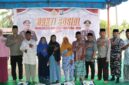 Polres Lingga Gelar Bakti Sosial HUT ke-20 Polda Kepri, Salurkan 81 Paket Sembako untuk KAT Sungai Buluh | f. Humas Polres Lingga