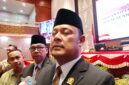 Ketua DPRD Kepri, Iman Sutiawan | f. Cahyo