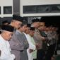 Tiga Anggota Polri Gugur di Lampung, Polres Lingga Gelar Salat Gaib sebagai Bentuk Penghormatan | f. Humas Polres Lingga