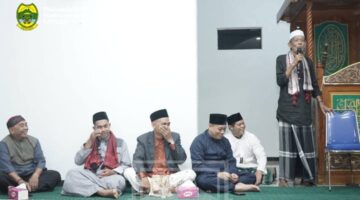 Peringatan Nuzulul Qur’an di Masjid Nurussholah: Ketua DMI Lingga Ajak Masyarakat Makmurkan Masjid | f. Prokopim Lingga