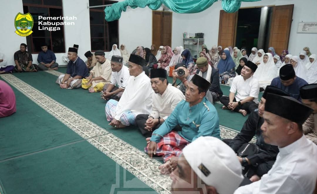 Peringatan Nuzulul Qur’an di Masjid Nurussholah: Ketua DMI Lingga Ajak Masyarakat Makmurkan Masjid | f. Prokopim Lingga