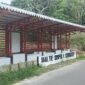 Penampakan Halte yang digarap oleh Dinas Perhubungan (Dishub) Kabupaten Lingga dinilai menyalahi aturan dan membuang-buang Anggaran, Kamis (10/04/2025) | f. Vtwri