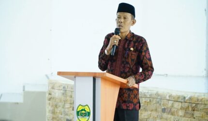 Sekretaris Daerah Kabupaten Lingga, H. Armia | f. Diskominfo Lingga