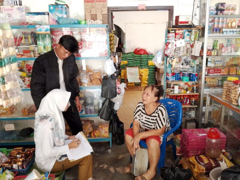 Menjelang perayaan Hari Raya Idul Adha 1446 H, Dinas Perindustrian, Perdagangan, Koperasi dan UKM (Disperindagkop) Kabupaten Lingga melakukan inspeksi mendadak (sidak) dan pemantauan harga sembako di wilayah Kecamatan Singkep Barat | f. Red