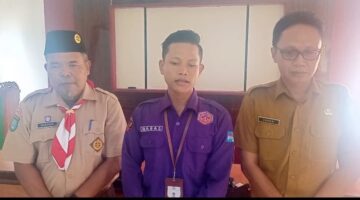 Kwartir Nasional (Kwarnas) Pramuka Indonesia terus mendorong transformasi digital dalam pendataan anggota melalui sosialisasi pembuatan Kartu Tanda Anggota (KTA) yang kini dilaksanakan di Kwartir Ranting (Kwaran) Pramuka Kecamatan Singkep, Senin (19/05/2025) | f. Red
