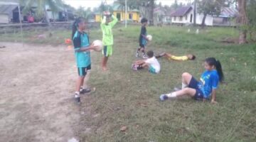 Dua Remaja Putri Asal Lingga Siap Ukir Prestasi di Kancah Nasional, Ikuti Seleksi Timnas U-16 Putri di Medan | f. Red