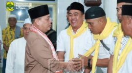 Tangis Haru Iringi Keberangkatan 61 Jama'ah Haji Asal Kabupaten Lingga, Dilepas Langsung oleh Bupati Nizar | f. Prokopim Lingga