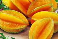 Belimbing, yang dikenal juga dengan nama starfruit | f. Red