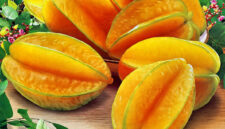 Belimbing, yang dikenal juga dengan nama starfruit | f. Red