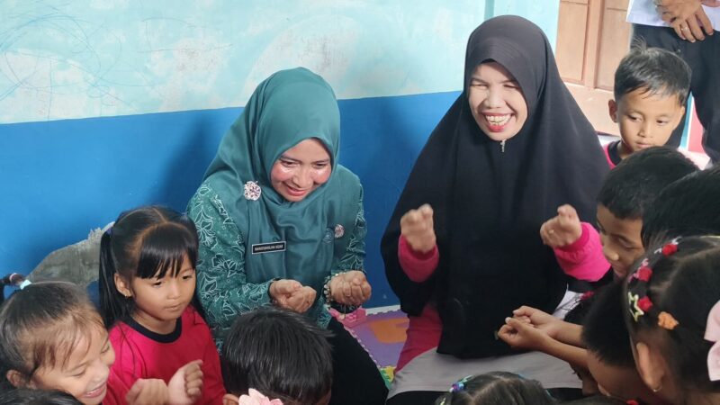 Ketua TP PKK Kabupaten Lingga, Maratusholiha Nizar | f. Red