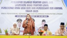 Ketua Dekranasda Lingga Hj. Feby Sarianty Novrizal Nyatakan Dukungan Penuh pada Peluncuran Buku Muatan Lokal, Pemerintah Daerah Komitmen Lestarikan Nilai Budaya Sejak Dini | f. Sahib