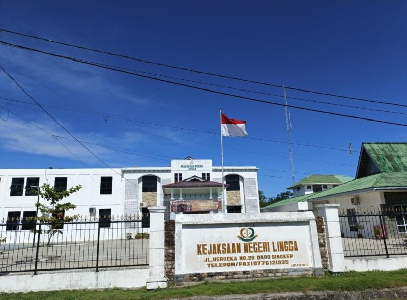 Kantor Kejaksaan Negeri Lingga | f. Vatawari