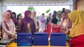 Produk UMKM dan Tenun Lingga Laris Manis di STQH Kepri 2025: Bukti Nyata Komitmen Disperindagkop Lingga Majukan Potensi Daerah