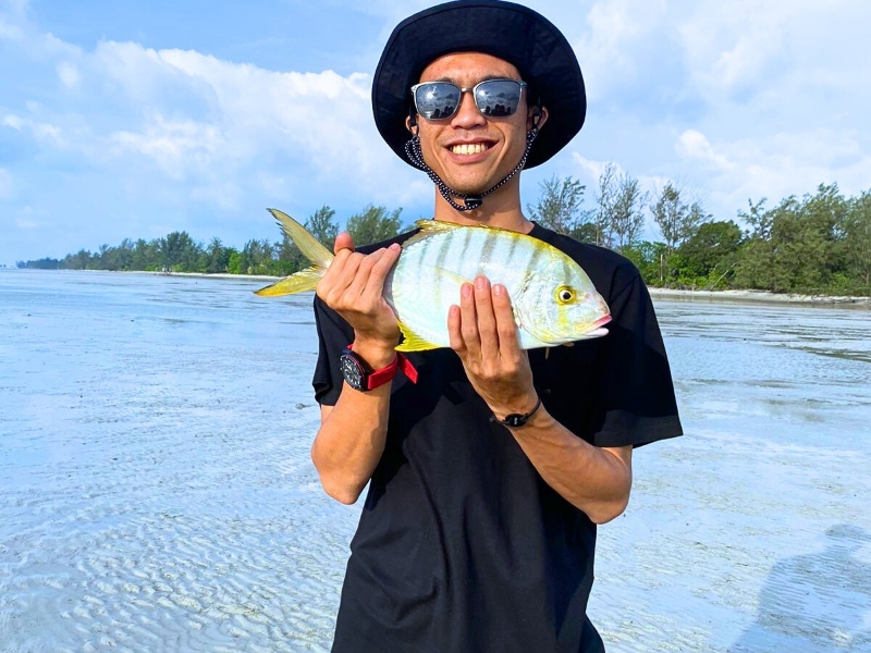 Merayakan Syukur di Pelukan Alam: LMG Berkemah di Pantai Dabo Singkep, Satukan Jiwa dan Gaungkan Wisata Lingga | Deddy