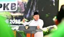 Presiden Prabowo Subianto menegaskan komitmennya terhadap pelaksanaan Pasal 33 Ayat 2 Undang-Undang Dasar 1945 dalam sambutannya pada Peringatan Hari Lahir ke-27 Partai Kebangkitan Bangsa (PKB) pada Rabu, 23 Juli 2025 di Jakarta Convention Center. Foto: BPMI Setpres