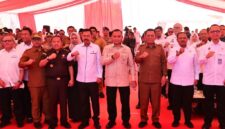 Pemerintah melalui Desk Koordinasi Peningkatan Penerimaan Devisa Negara (PPDN), secara resmi meluncurkan program Pemanfaatan Sisa Stockpile Bijih Bauksit di Provinsi Kepulauan Riau, Senin (28/07/2025) | f. Kejati Kepri