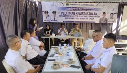 DisperindagKop Lingga Perluas Daya Saing Pelaku Usaha Lewat Pelatihan Kewirausahaan Inovatif | f. Redaksi