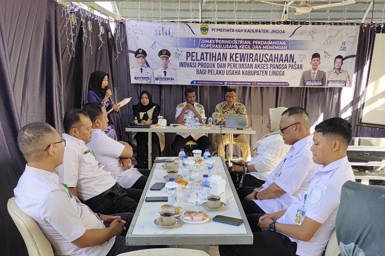 DisperindagKop Lingga Perluas Daya Saing Pelaku Usaha Lewat Pelatihan Kewirausahaan Inovatif | f. Redaksi